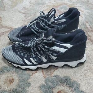 Sorel Explorer Kinetic Defy low sneakers